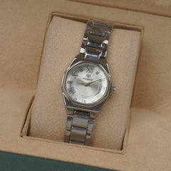 Woman's Silver Chain Watch with Silver dial