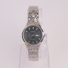 Women Chain Watch Silver Black