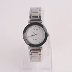 Women Chain Watch Silver with Black & White Dial DR