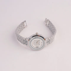Women Chain Watch Silver with Silver Dial GY