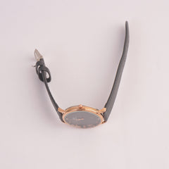 Men Casual Watch Black Golden Dial