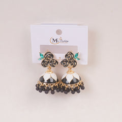 Woman's Traditional Earring Black