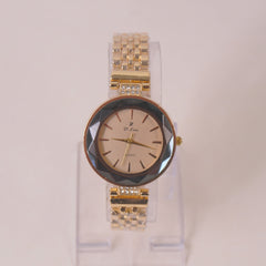 Woman Chain Wrist Watch Golden