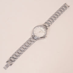 Women Stone Design Chain Wrist Watch Silver