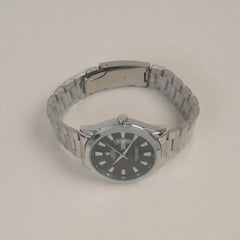 Man's Wrist Watch Silver Black