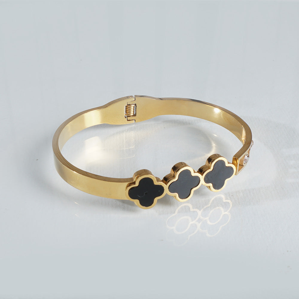 Golden Branded Kara For Women 5