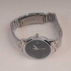 Mans Silver Chain Wrist Watch with Black Dial