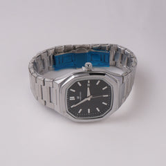 Silver Chain Mans Wrist Watch Black Dial