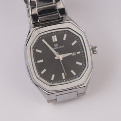 Silver Chain Mans Wrist Watch Black Dial