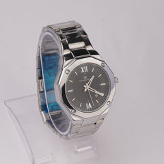 Silver Chain Mans Wrist Watch Black Dial