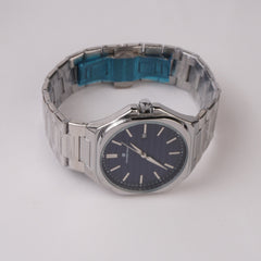 Silver Chain Mans Wrist Watch Blue Dial