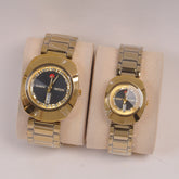 Couple Watches Golden Chain with Black Dial