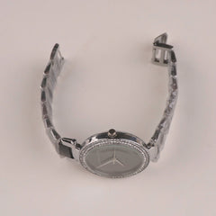 Women Chain Wrist Watch Plain Design Silver Black