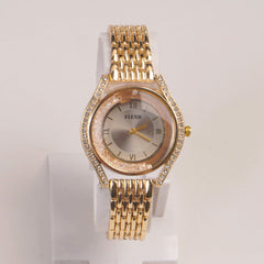 Woman Golden Chain Watch Light Dial
