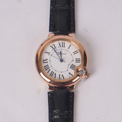 Woman Rosegold Dial Watch with Leather Straps White