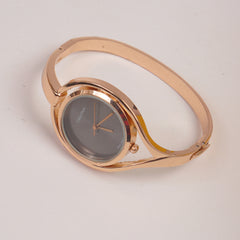 fashion watch for women Pakistan
