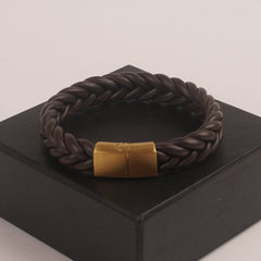 Brown new Leather with golden magnetic lock Fashion Leather Bracelet