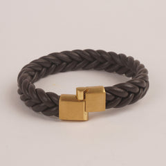 Brown new Leather with golden magnetic lock Fashion Leather Bracelet