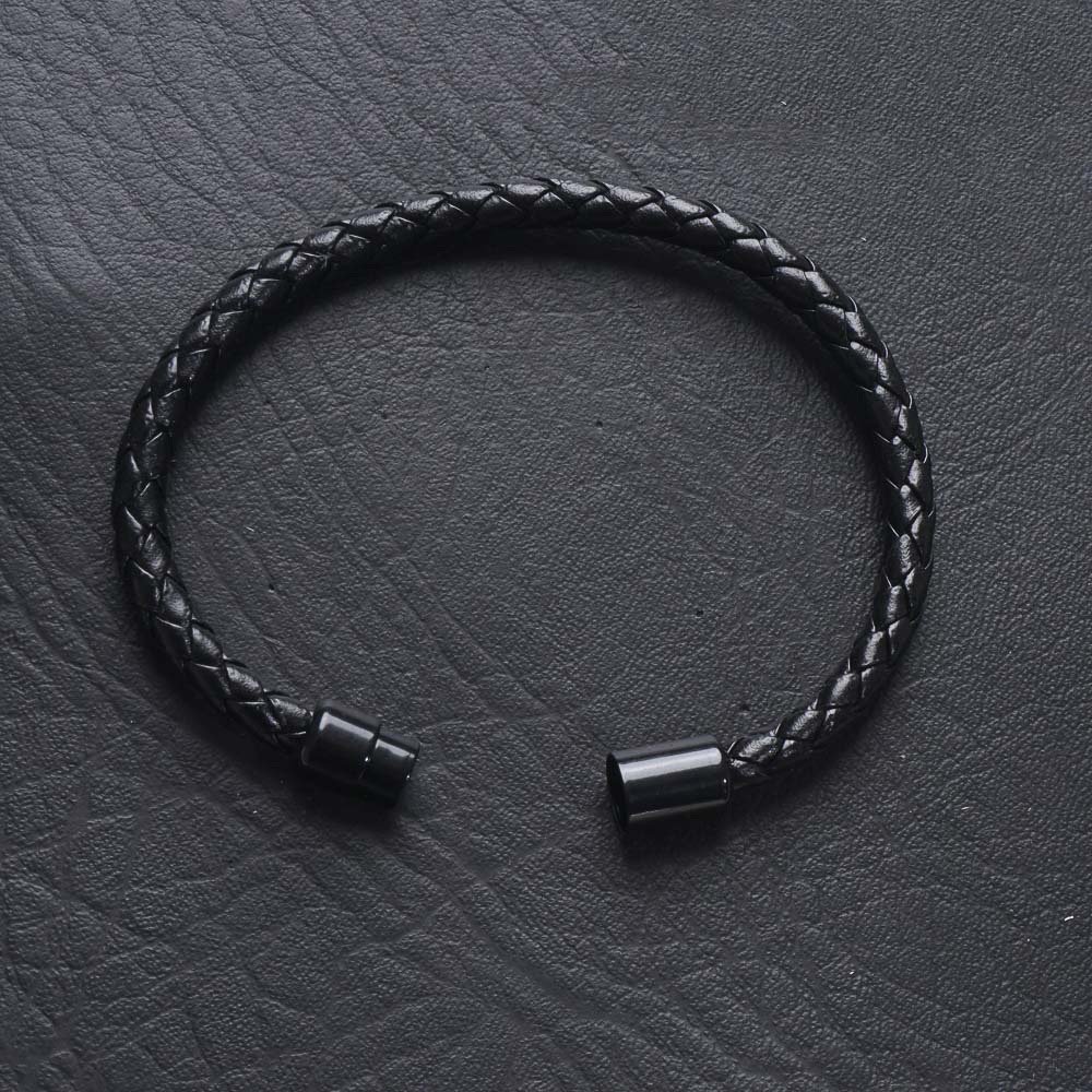 Fashion Leather Magnetic Lock Trendy CN21559 Bracelet