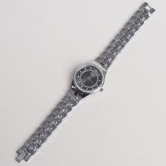 Women Stylish Chain Wrist Watch Silver With Black Dial