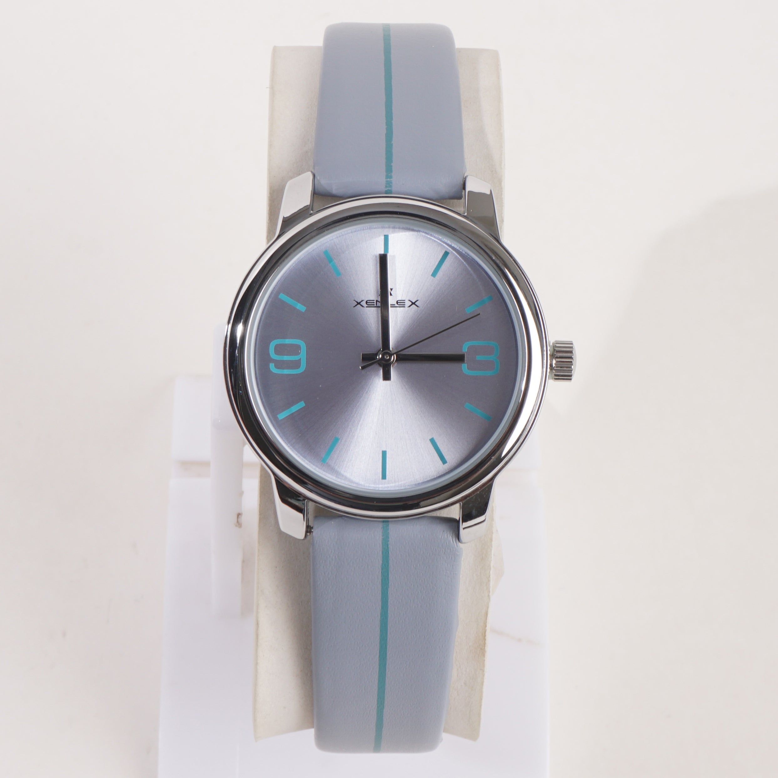 Xenlex Women Band Wrist Watch Grey