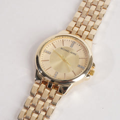 Women Stylish Chain Wrist Watch Golden
