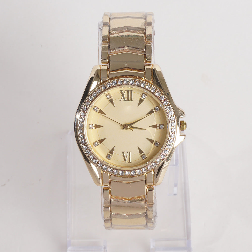 Women Stylish Chain Wrist Watch Golden G