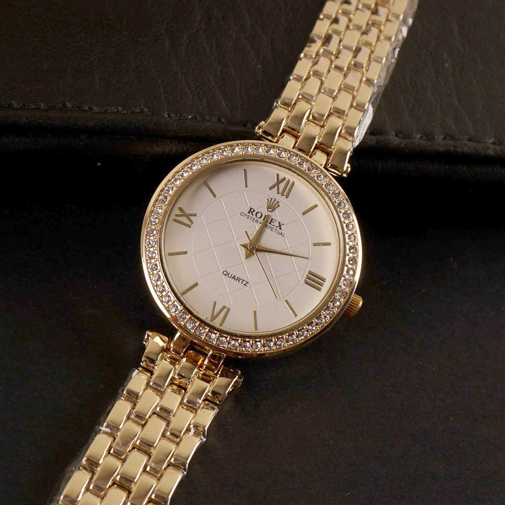 Women Chain Wrist Watch Golden R White
