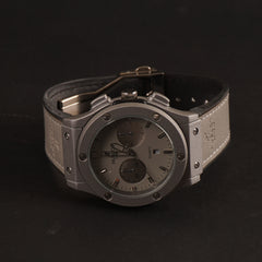 Mens Wrist Watch Grey Design HB Silver