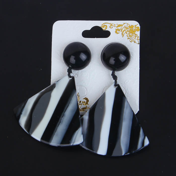 New Fashion Stripes Earring Black