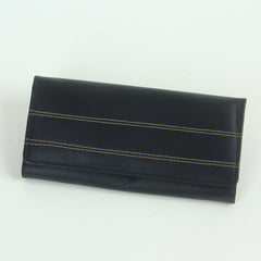 Woman's genuine leather wallet black with thread design