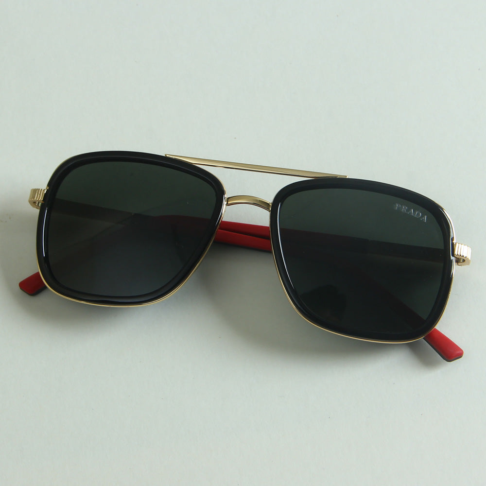 Sunglasses P Golden Frame with Black CR Golden