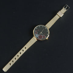 Women Wrist Watch Golden Strap with Golden Dial