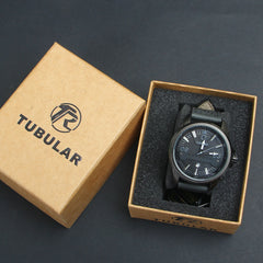 Mens Analog Wrist Watch With Date & Time Grey Straps