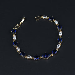 Woman's Bracelet B-White