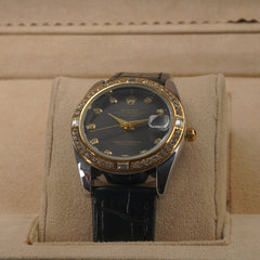 Woman Black Dial Watch with Black Straps