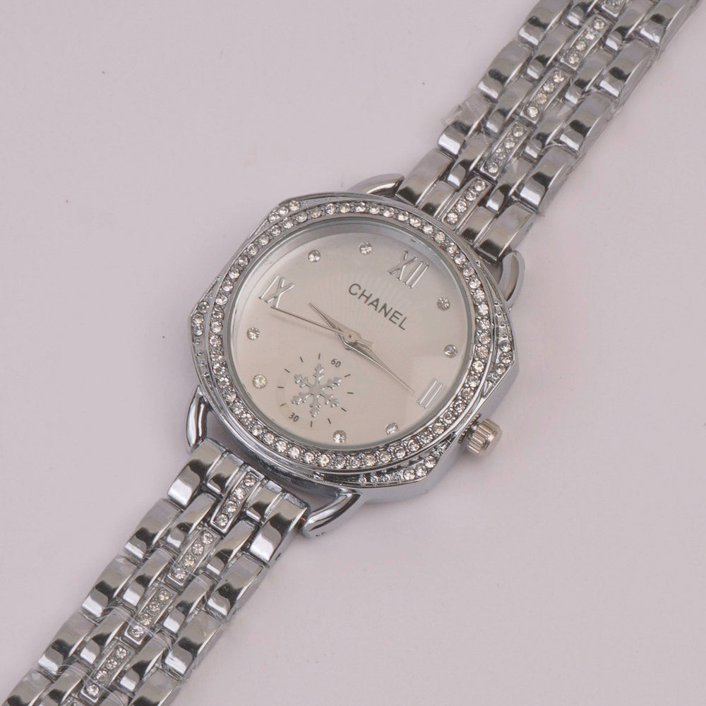 Women Chain Watch Silver White