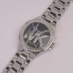 Women Chain Watch Silver Black