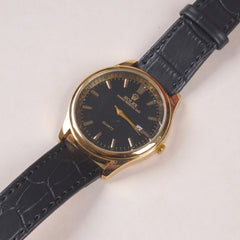 Man's Wrist Watch Golden with Black Straps