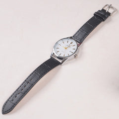 Man's Wrist Watch Silver with Black Straps