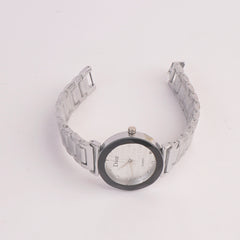 Women Chain Watch Silver with Black & White Dial DR