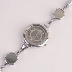 Women's Stylish Pipe Silver Chain Watch Black Dial