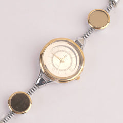 Women's Stylish Pipe Silver Chain Watch Golden Dial