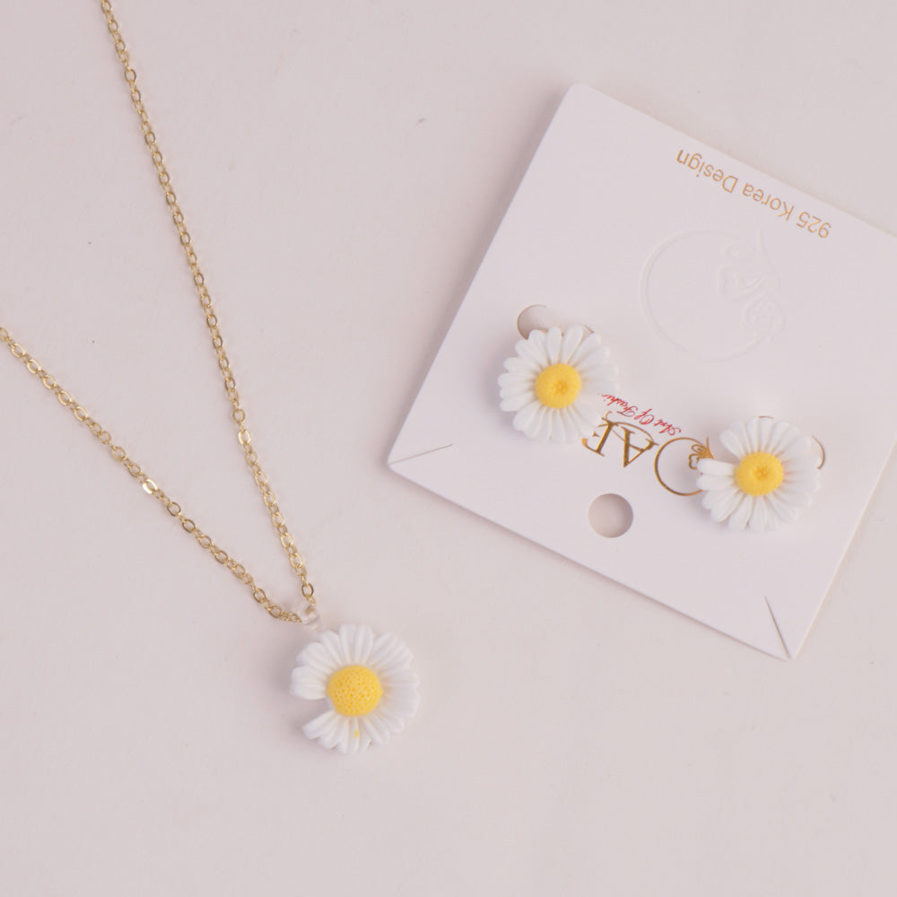 Locket Earring Set White