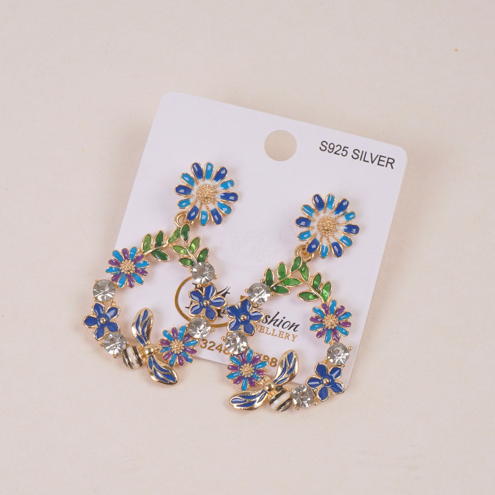 Traditional Woman's Earring Multi Color