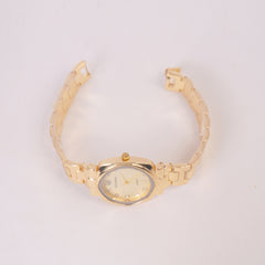 Women Stylish Chain Wrist Watch Golden