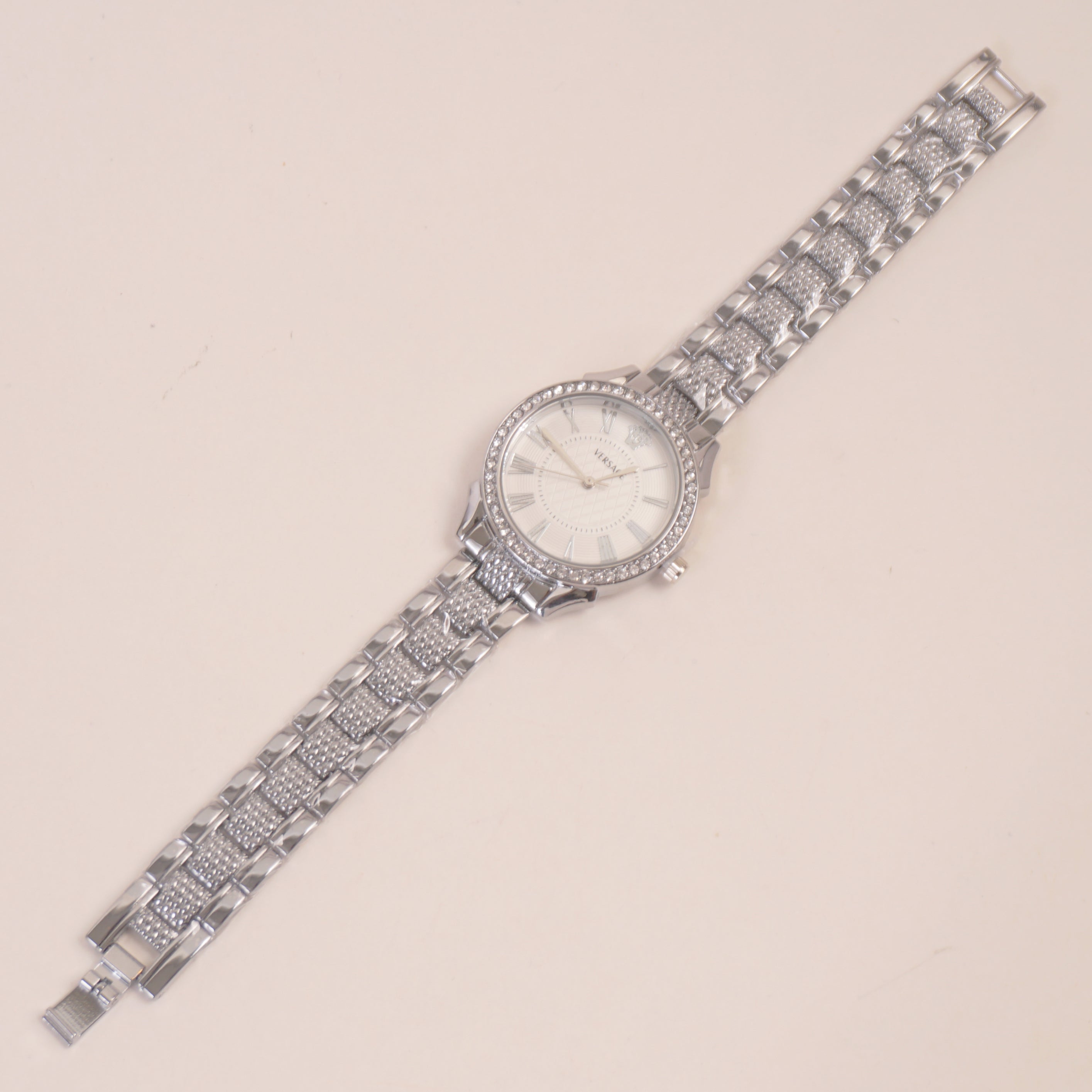 Women Stone Design Chain Wrist Watch Silver