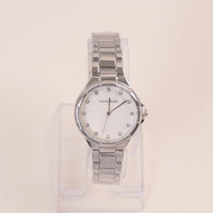 Women Stone Design Chain Wrist Watch Silver