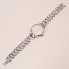 Women Stone Design Chain Wrist Watch Silver