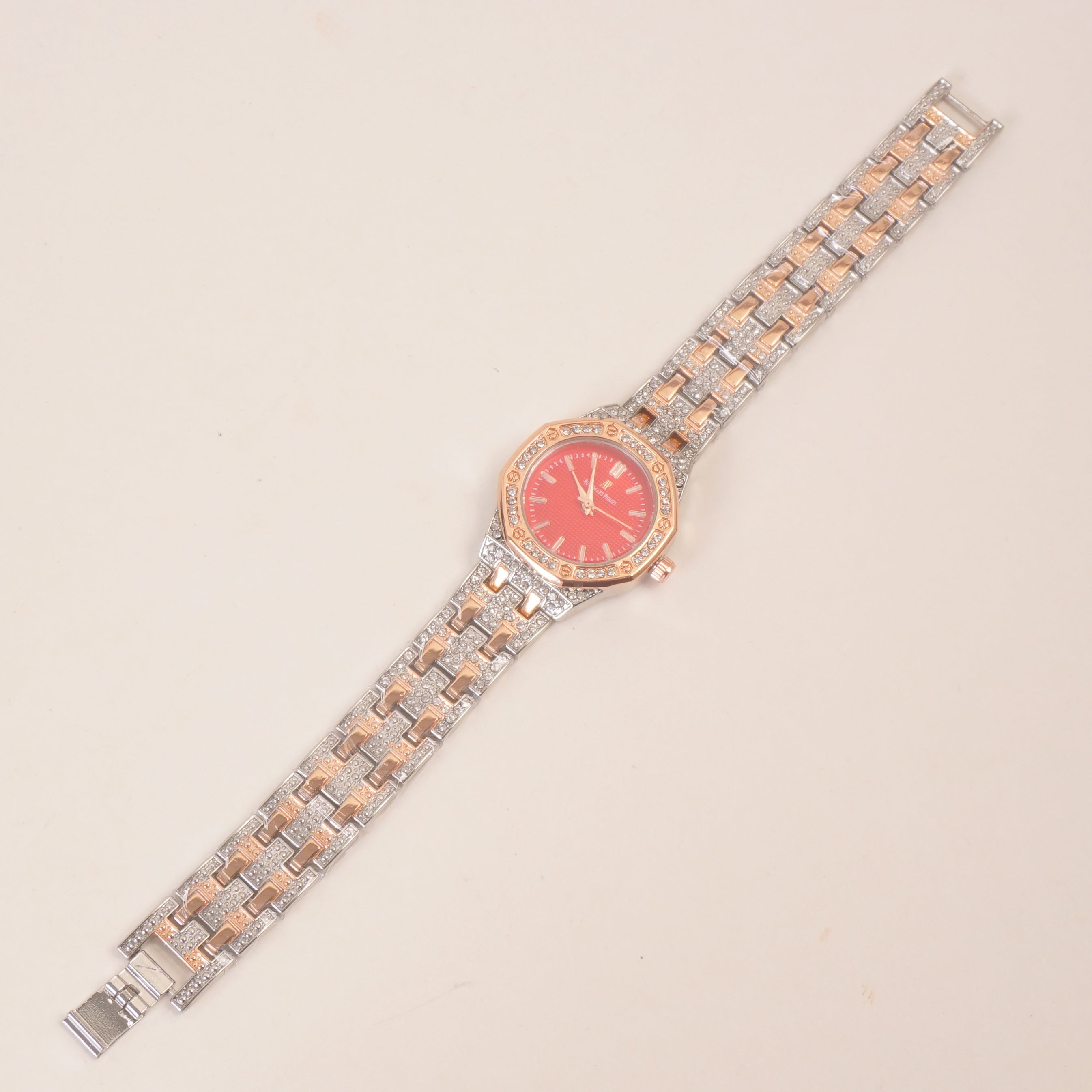 Two Tone Women Stone Design Chain Wrist Watch Red